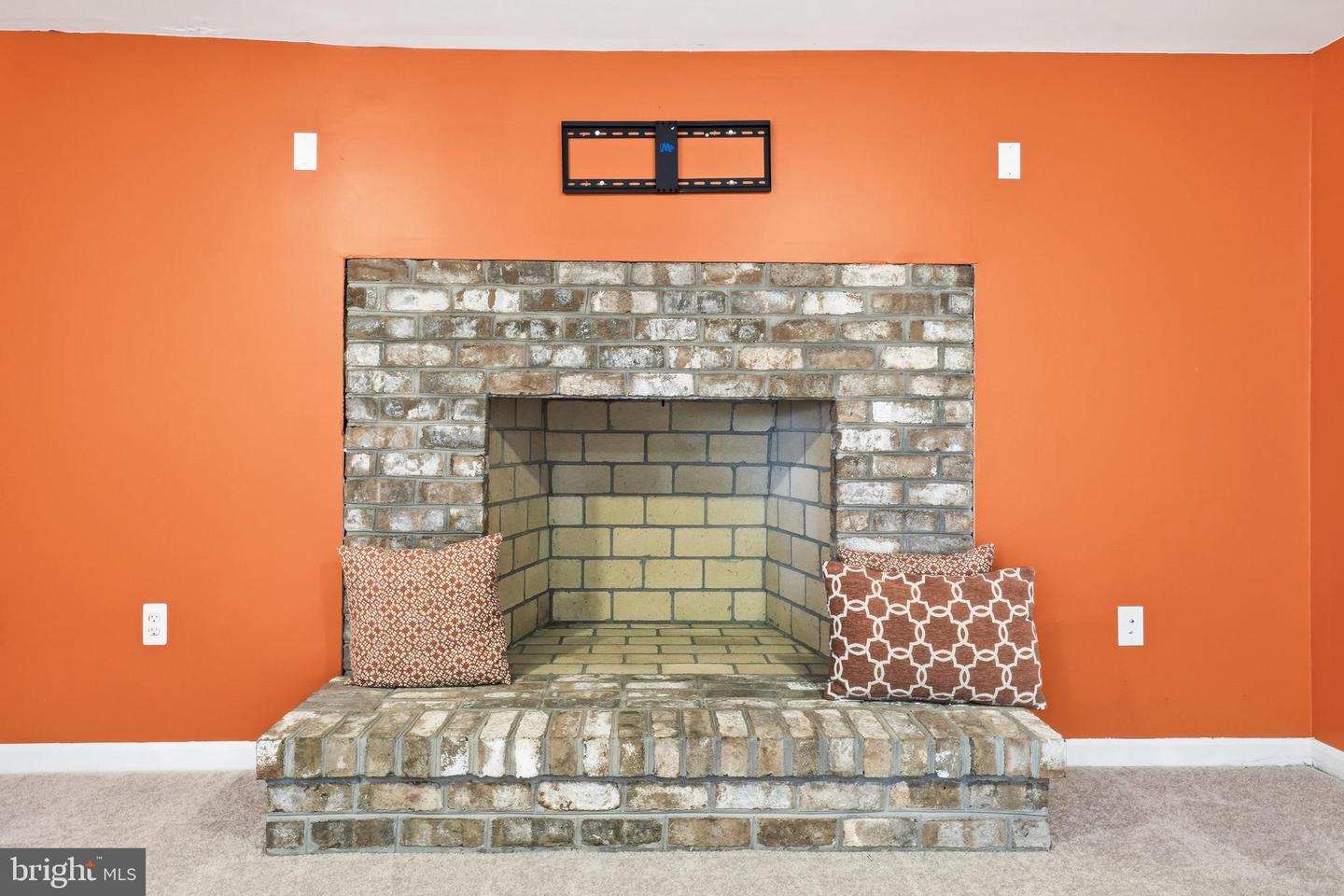 6743 LAKE DR, WARRENTON, Virginia 20187, 4 Bedrooms Bedrooms, 12 Rooms Rooms,3 BathroomsBathrooms,Residential,For sale,6743 LAKE DR,VAFQ2020240 MLS # VAFQ2020240 6743 LAKE DR, WARRENTON, Virginia 20187, 4 Bedrooms Bedrooms, 12 Rooms Rooms,3 BathroomsBathrooms,Residential,For sale,6743 LAKE DR,VAFQ2020240 MLS # VAFQ2020240