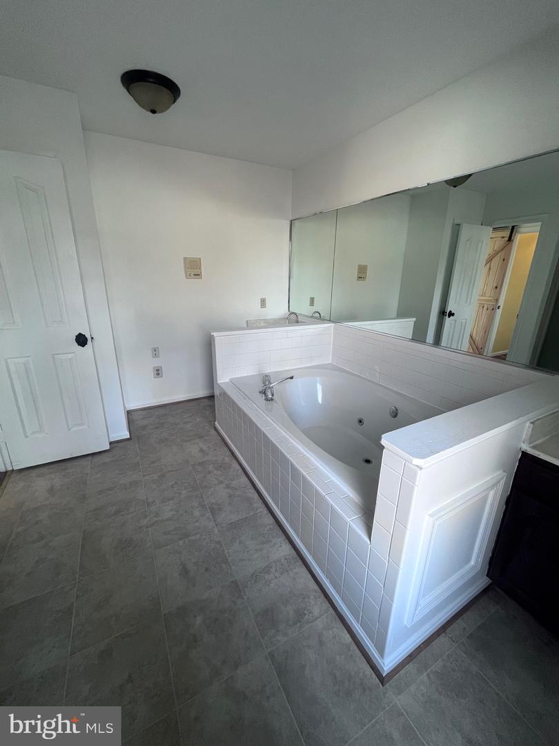 3012 CRUISER DR, STAFFORD, Virginia 22554, 3 Bedrooms Bedrooms, 14 Rooms Rooms,2 BathroomsBathrooms,Residential,For sale,3012 CRUISER DR,VAST2045460 MLS # VAST2045460