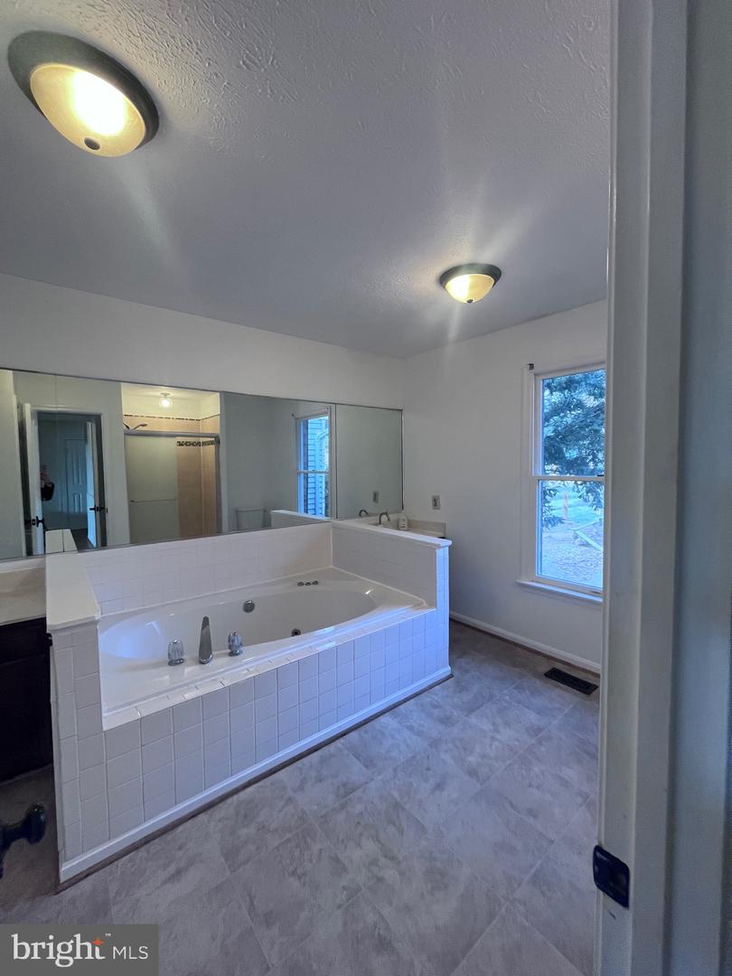 3012 CRUISER DR, STAFFORD, Virginia 22554, 3 Bedrooms Bedrooms, 14 Rooms Rooms,2 BathroomsBathrooms,Residential,For sale,3012 CRUISER DR,VAST2045460 MLS # VAST2045460