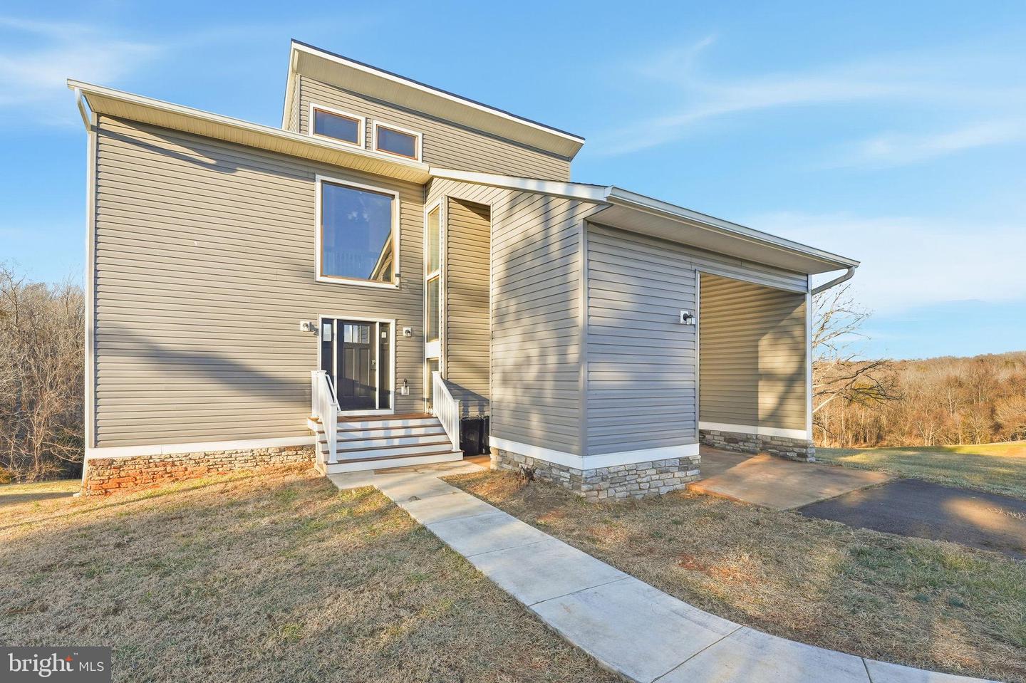 135 FRYS FORD LN, LOCUST DALE, Virginia 22948, 3 Bedrooms Bedrooms, 11 Rooms Rooms,4 BathroomsBathrooms,Residential,For sale,135 FRYS FORD LN,VAMA2002596 MLS # VAMA2002596