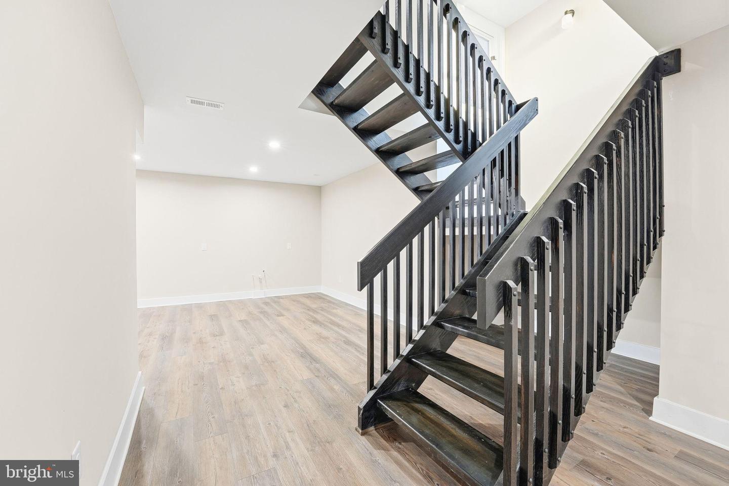 135 FRYS FORD LN, LOCUST DALE, Virginia 22948, 3 Bedrooms Bedrooms, 11 Rooms Rooms,4 BathroomsBathrooms,Residential,For sale,135 FRYS FORD LN,VAMA2002596 MLS # VAMA2002596