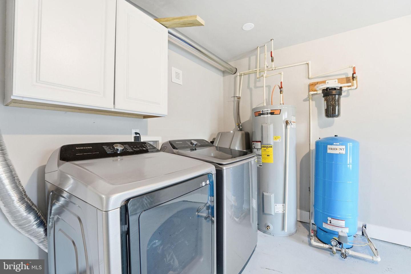 135 FRYS FORD LN, LOCUST DALE, Virginia 22948, 3 Bedrooms Bedrooms, 11 Rooms Rooms,4 BathroomsBathrooms,Residential,For sale,135 FRYS FORD LN,VAMA2002596 MLS # VAMA2002596