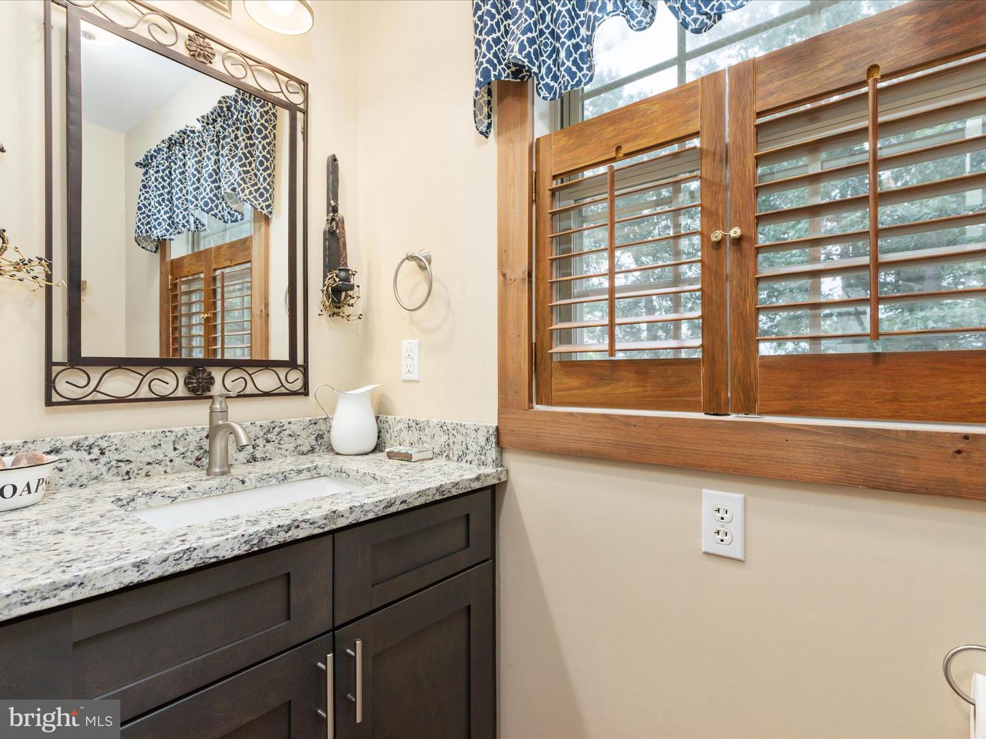 254 CARTE LN, MOUNT JACKSON, Virginia 22842, 2 Bedrooms Bedrooms, ,2 BathroomsBathrooms,Farm,For sale,254 CARTE LN,VASH2012110 MLS # VASH2012110