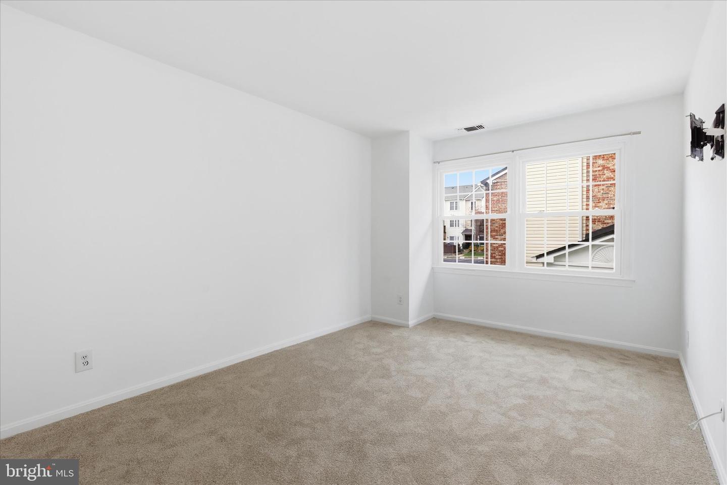 4167 CHURCHMAN WAY, WOODBRIDGE, Virginia 22192, 3 Bedrooms Bedrooms, ,2 BathroomsBathrooms,Residential,For sale,4167 CHURCHMAN WAY,VAPW2108204 MLS # VAPW2108204 4167 CHURCHMAN WAY, WOODBRIDGE, Virginia 22192, 3 Bedrooms Bedrooms, ,2 BathroomsBathrooms,Residential,For sale,4167 CHURCHMAN WAY,VAPW2108204 MLS # VAPW2108204