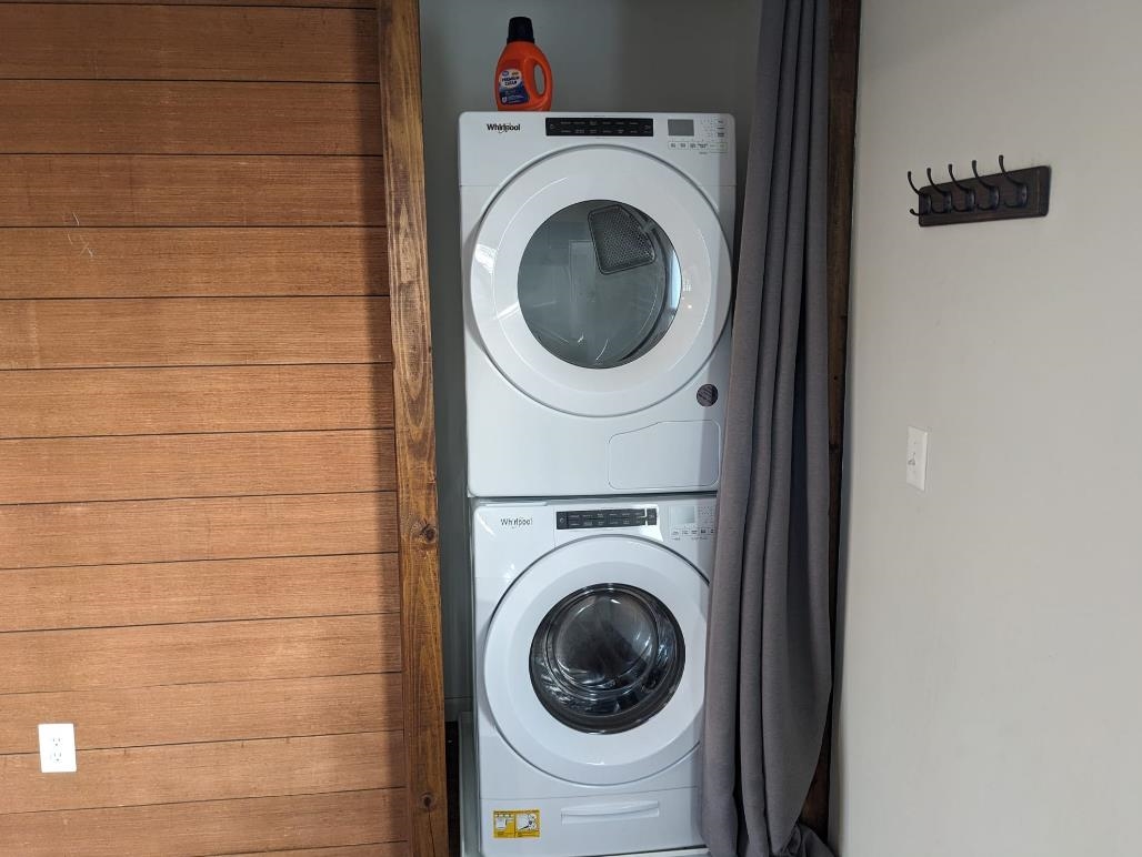 482 BLUE SMOKE LN, NEW MARKET, Virginia 22844, 2 Bedrooms Bedrooms, ,1 BathroomBathrooms,Residential,482 BLUE SMOKE LN,672799 MLS # 672799