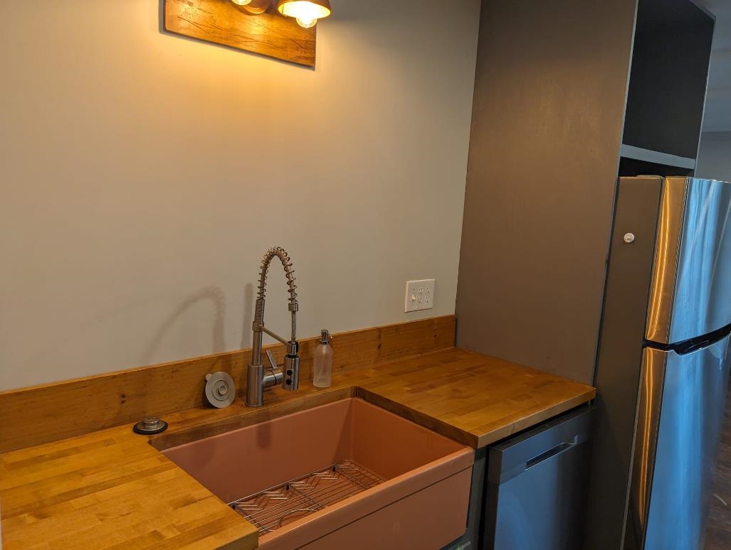 482 BLUE SMOKE LN, NEW MARKET, Virginia 22844, 2 Bedrooms Bedrooms, ,1 BathroomBathrooms,Residential,482 BLUE SMOKE LN,672799 MLS # 672799