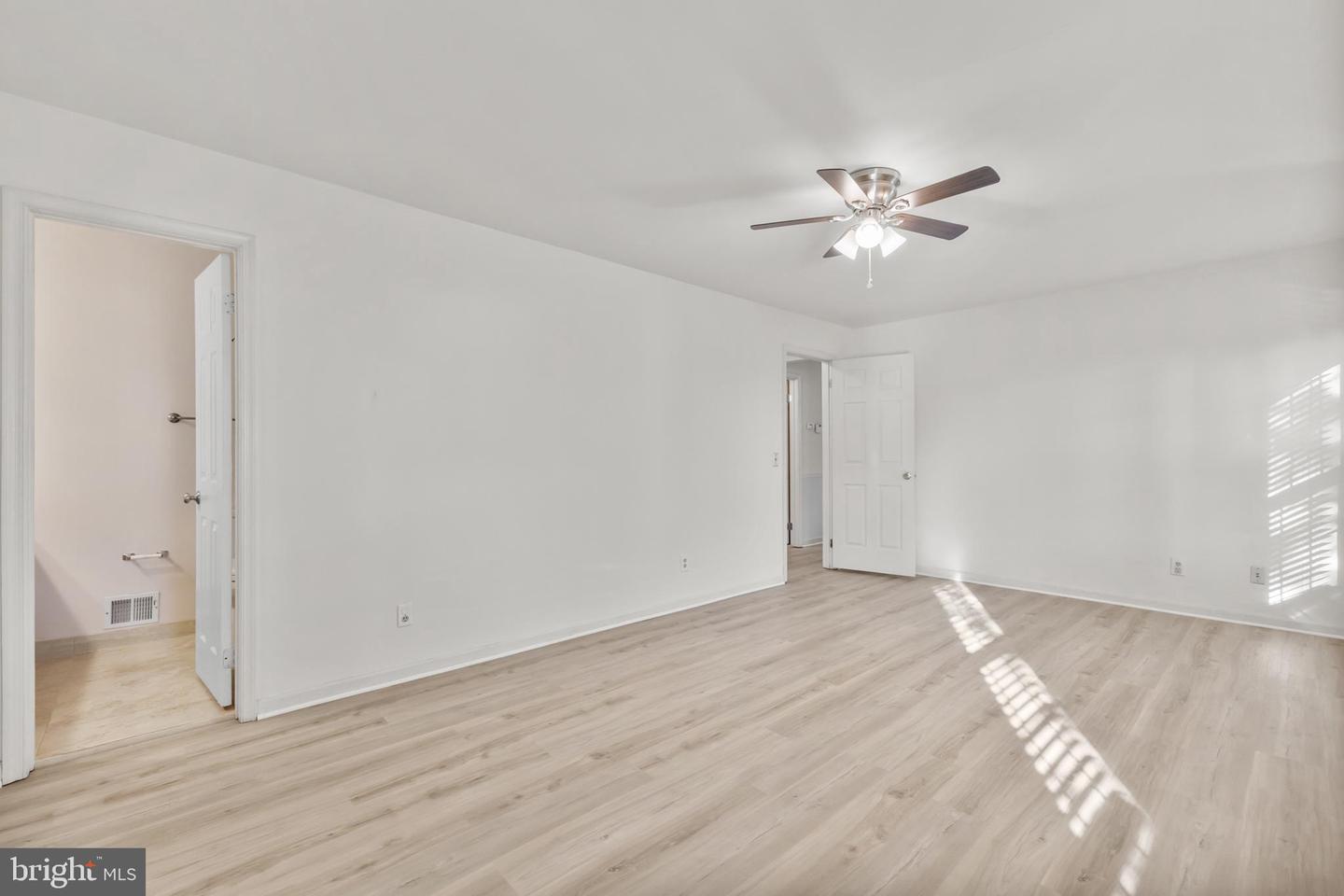 5515 BUGGY WHIP DR, CENTREVILLE, Virginia 20120, 5 Bedrooms Bedrooms, ,3 BathroomsBathrooms,Residential,For sale,5515 BUGGY WHIP DR,VAFX2284290 MLS # VAFX2284290 5515 BUGGY WHIP DR, CENTREVILLE, Virginia 20120, 5 Bedrooms Bedrooms, ,3 BathroomsBathrooms,Residential,For sale,5515 BUGGY WHIP DR,VAFX2284290 MLS # VAFX2284290