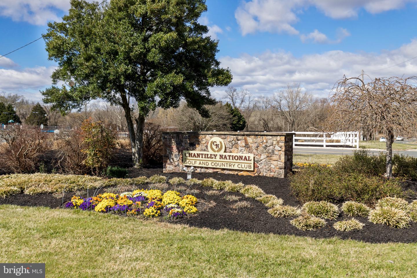 5515 BUGGY WHIP DR, CENTREVILLE, Virginia 20120, 5 Bedrooms Bedrooms, ,3 BathroomsBathrooms,Residential,For sale,5515 BUGGY WHIP DR,VAFX2284290 MLS # VAFX2284290 5515 BUGGY WHIP DR, CENTREVILLE, Virginia 20120, 5 Bedrooms Bedrooms, ,3 BathroomsBathrooms,Residential,For sale,5515 BUGGY WHIP DR,VAFX2284290 MLS # VAFX2284290