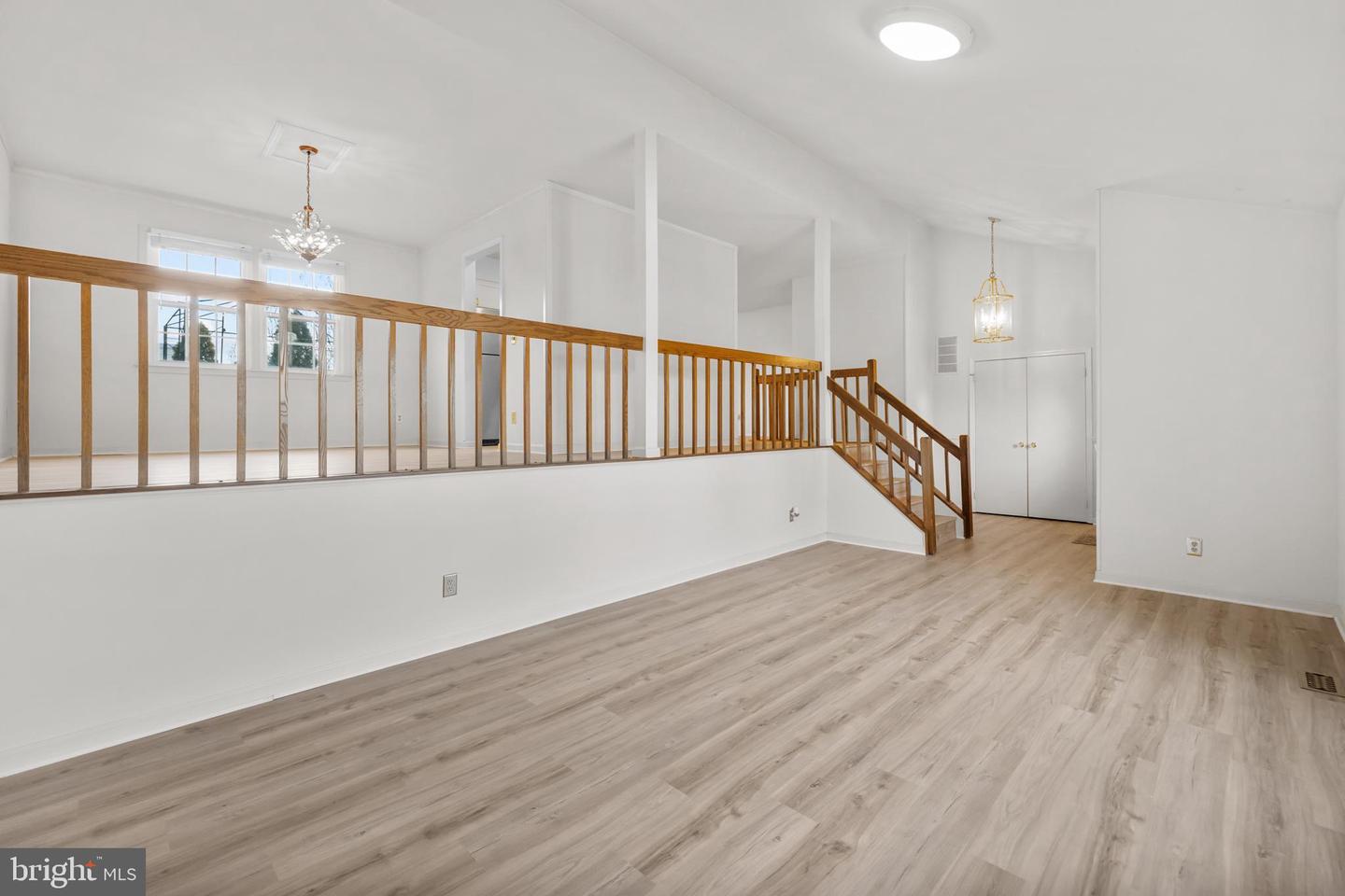 5515 BUGGY WHIP DR, CENTREVILLE, Virginia 20120, 5 Bedrooms Bedrooms, ,3 BathroomsBathrooms,Residential,For sale,5515 BUGGY WHIP DR,VAFX2284290 MLS # VAFX2284290 5515 BUGGY WHIP DR, CENTREVILLE, Virginia 20120, 5 Bedrooms Bedrooms, ,3 BathroomsBathrooms,Residential,For sale,5515 BUGGY WHIP DR,VAFX2284290 MLS # VAFX2284290