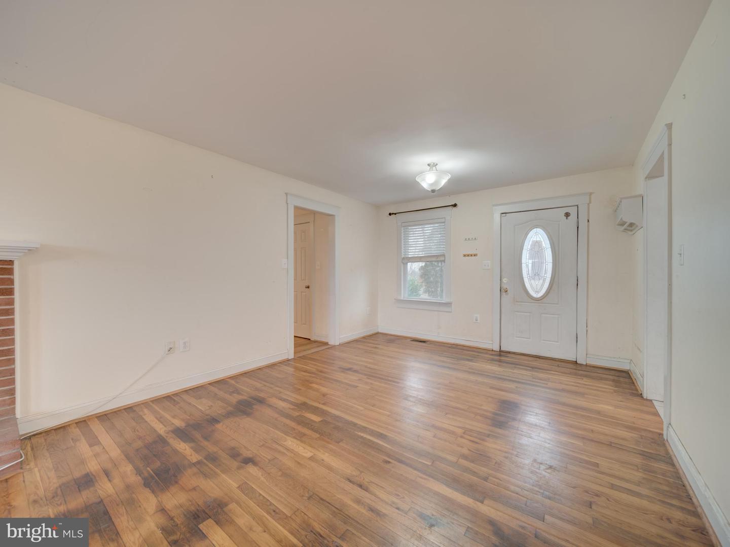 9105 OLD CULPEPER RD, WARRENTON, Virginia 20186, 3 Bedrooms Bedrooms, ,2 BathroomsBathrooms,Residential,For sale,9105 OLD CULPEPER RD,VAFQ2020128 MLS # VAFQ2020128 9105 OLD CULPEPER RD, WARRENTON, Virginia 20186, 3 Bedrooms Bedrooms, ,2 BathroomsBathrooms,Residential,For sale,9105 OLD CULPEPER RD,VAFQ2020128 MLS # VAFQ2020128