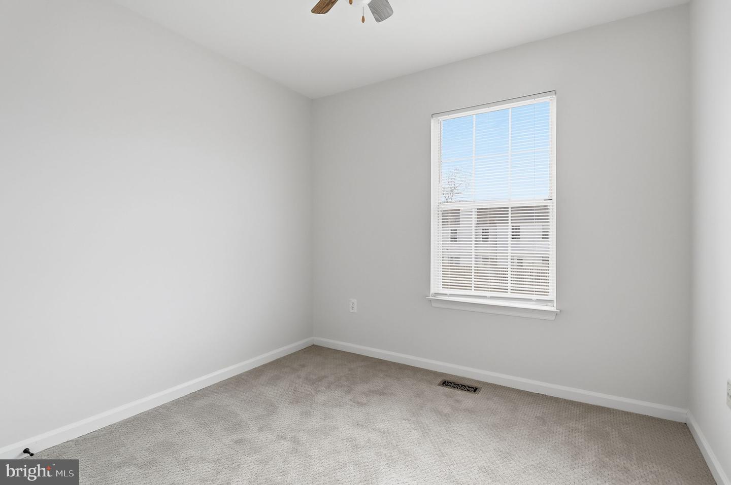 3681 DAHLGREN PL, DUMFRIES, Virginia 22026, 3 Bedrooms Bedrooms, 10 Rooms Rooms,2 BathroomsBathrooms,Residential,For sale,3681 DAHLGREN PL,VAPW2110808 MLS # VAPW2110808