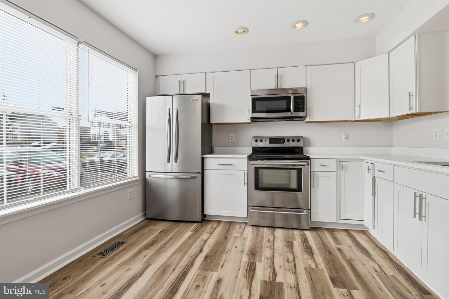 3681 DAHLGREN PL, DUMFRIES, Virginia 22026, 3 Bedrooms Bedrooms, 10 Rooms Rooms,2 BathroomsBathrooms,Residential,For sale,3681 DAHLGREN PL,VAPW2110808 MLS # VAPW2110808