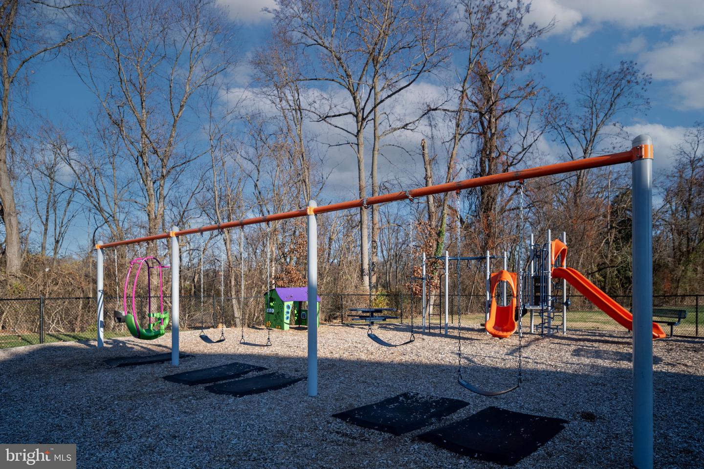 3681 DAHLGREN PL, DUMFRIES, Virginia 22026, 3 Bedrooms Bedrooms, 10 Rooms Rooms,2 BathroomsBathrooms,Residential,For sale,3681 DAHLGREN PL,VAPW2110808 MLS # VAPW2110808