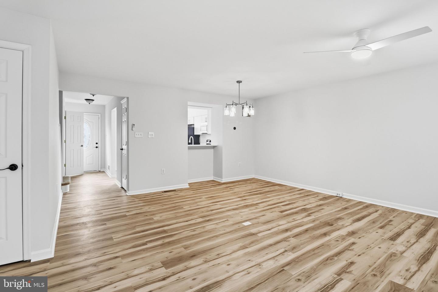 3681 DAHLGREN PL, DUMFRIES, Virginia 22026, 3 Bedrooms Bedrooms, 10 Rooms Rooms,2 BathroomsBathrooms,Residential,For sale,3681 DAHLGREN PL,VAPW2110808 MLS # VAPW2110808