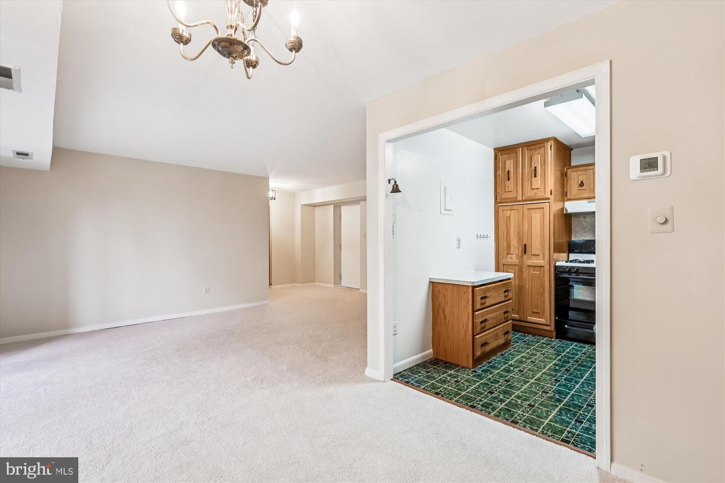 6147 LEESBURG PIKE #107, FALLS CHURCH, Virginia 22041, 2 Bedrooms Bedrooms, ,1 BathroomBathrooms,Residential,For sale,6147 LEESBURG PIKE #107,VAFX2287366 MLS # VAFX2287366