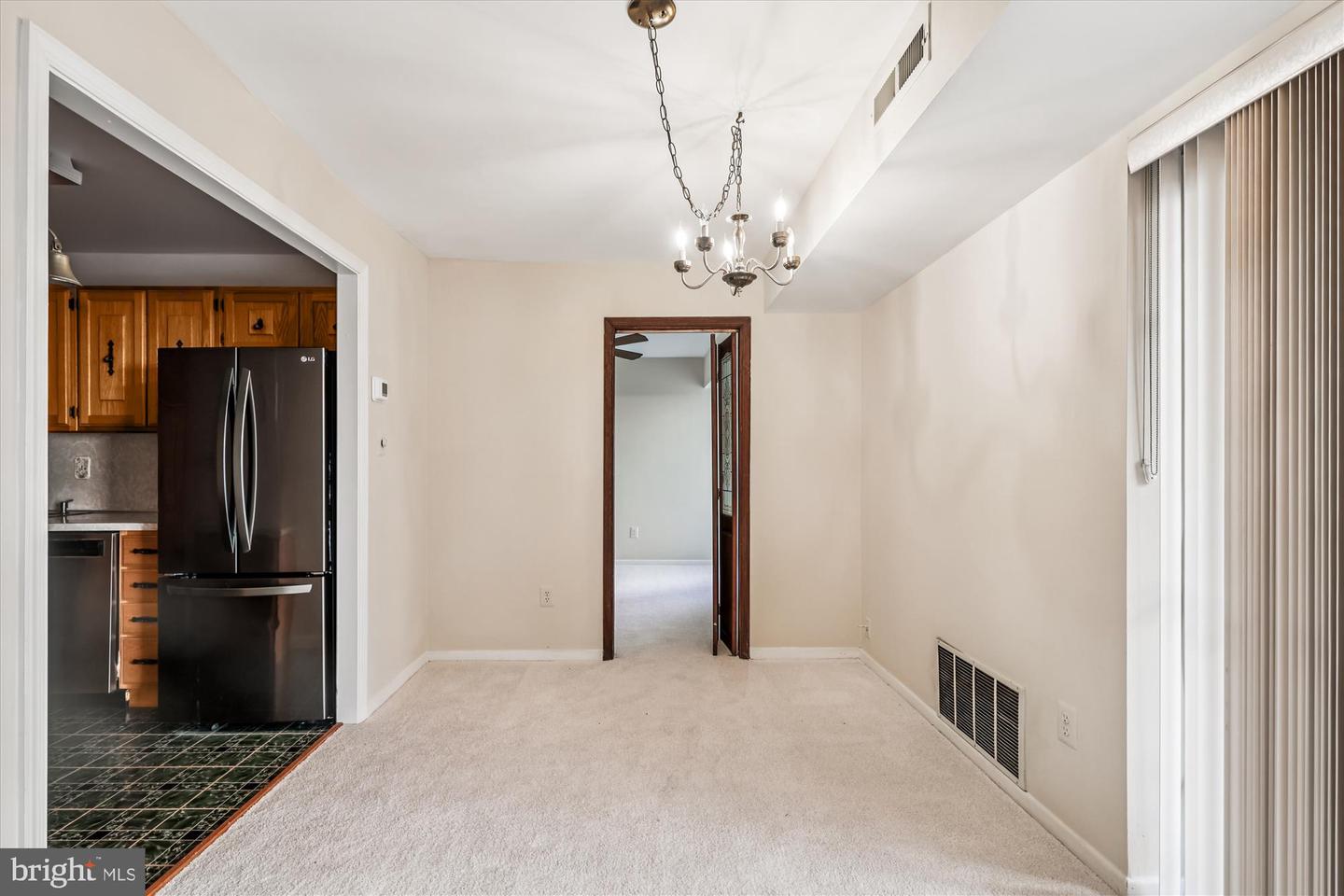 6147 LEESBURG PIKE #107, FALLS CHURCH, Virginia 22041, 2 Bedrooms Bedrooms, ,1 BathroomBathrooms,Residential,For sale,6147 LEESBURG PIKE #107,VAFX2287366 MLS # VAFX2287366