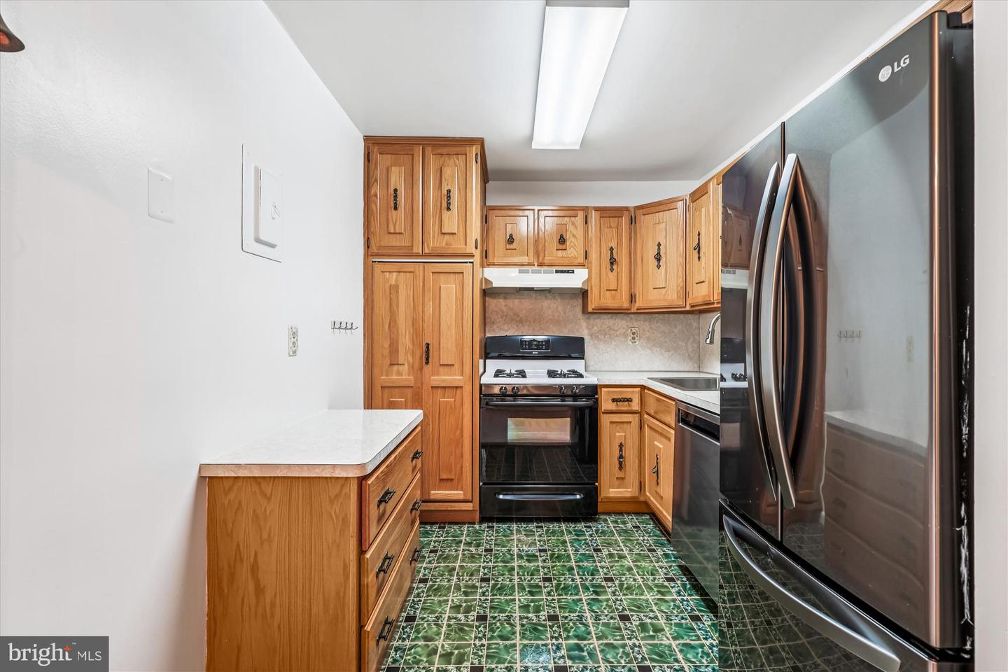 6147 LEESBURG PIKE #107, FALLS CHURCH, Virginia 22041, 2 Bedrooms Bedrooms, ,1 BathroomBathrooms,Residential,For sale,6147 LEESBURG PIKE #107,VAFX2287366 MLS # VAFX2287366