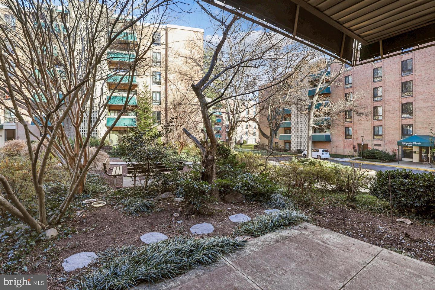 6147 LEESBURG PIKE #107, FALLS CHURCH, Virginia 22041, 2 Bedrooms Bedrooms, ,1 BathroomBathrooms,Residential,For sale,6147 LEESBURG PIKE #107,VAFX2287366 MLS # VAFX2287366