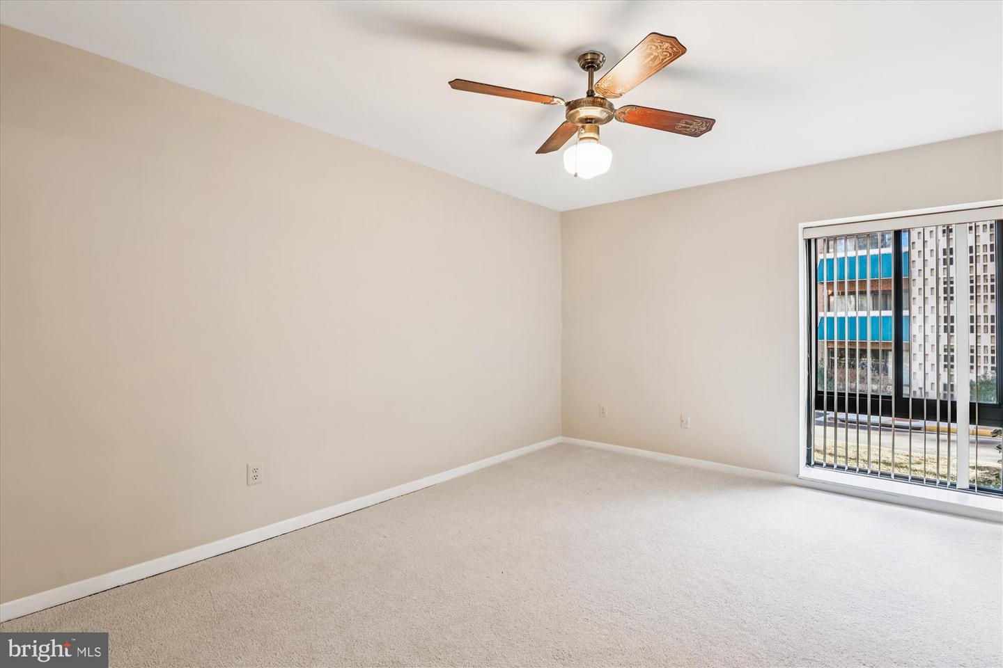 6147 LEESBURG PIKE #107, FALLS CHURCH, Virginia 22041, 2 Bedrooms Bedrooms, ,1 BathroomBathrooms,Residential,For sale,6147 LEESBURG PIKE #107,VAFX2287366 MLS # VAFX2287366