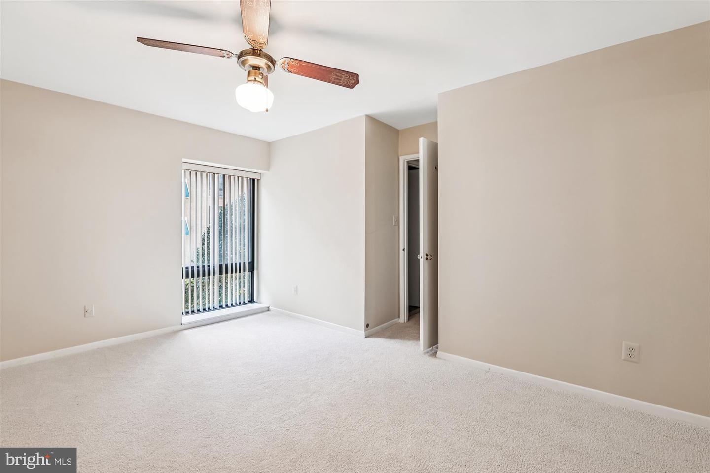 6147 LEESBURG PIKE #107, FALLS CHURCH, Virginia 22041, 2 Bedrooms Bedrooms, ,1 BathroomBathrooms,Residential,For sale,6147 LEESBURG PIKE #107,VAFX2287366 MLS # VAFX2287366