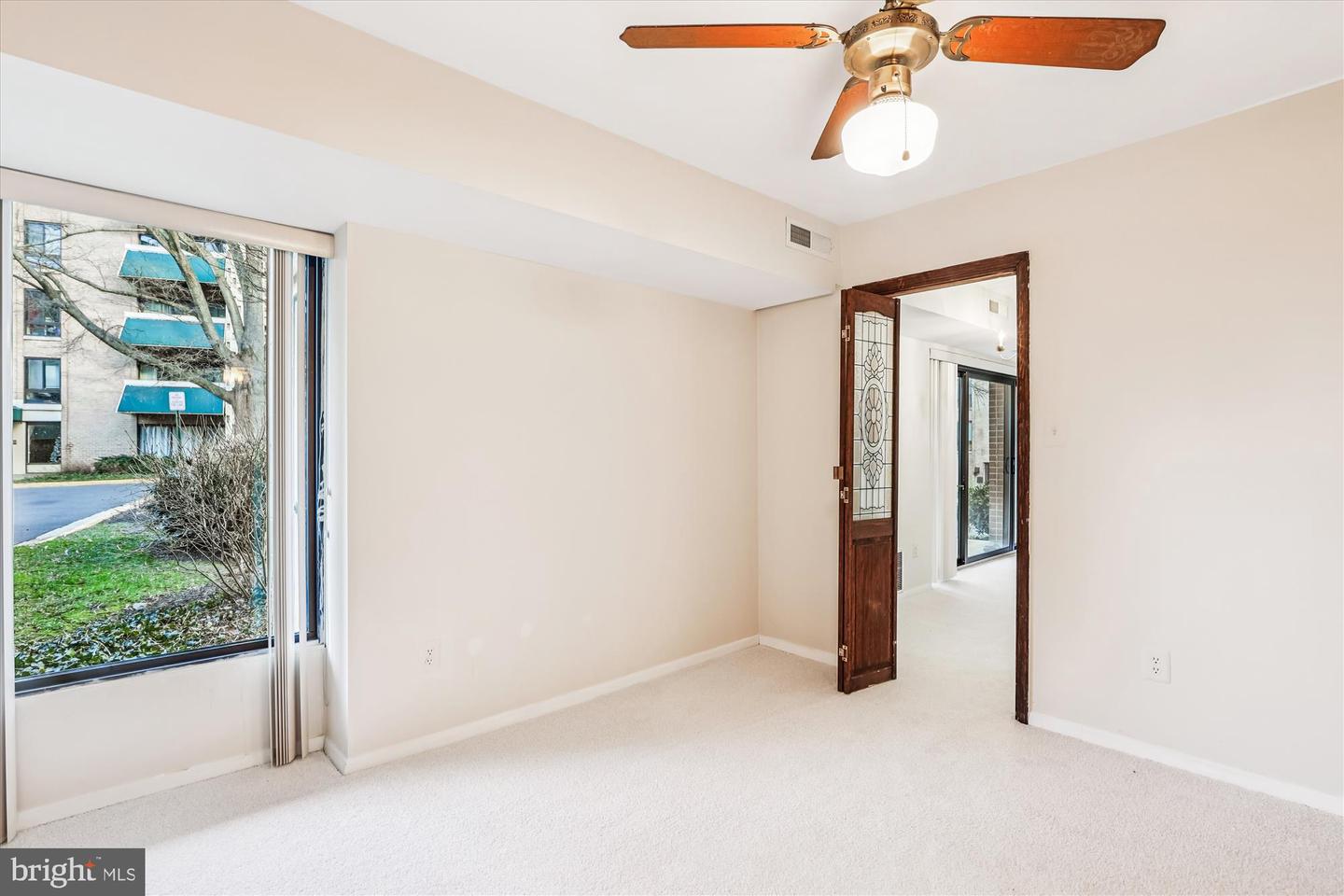 6147 LEESBURG PIKE #107, FALLS CHURCH, Virginia 22041, 2 Bedrooms Bedrooms, ,1 BathroomBathrooms,Residential,For sale,6147 LEESBURG PIKE #107,VAFX2287366 MLS # VAFX2287366