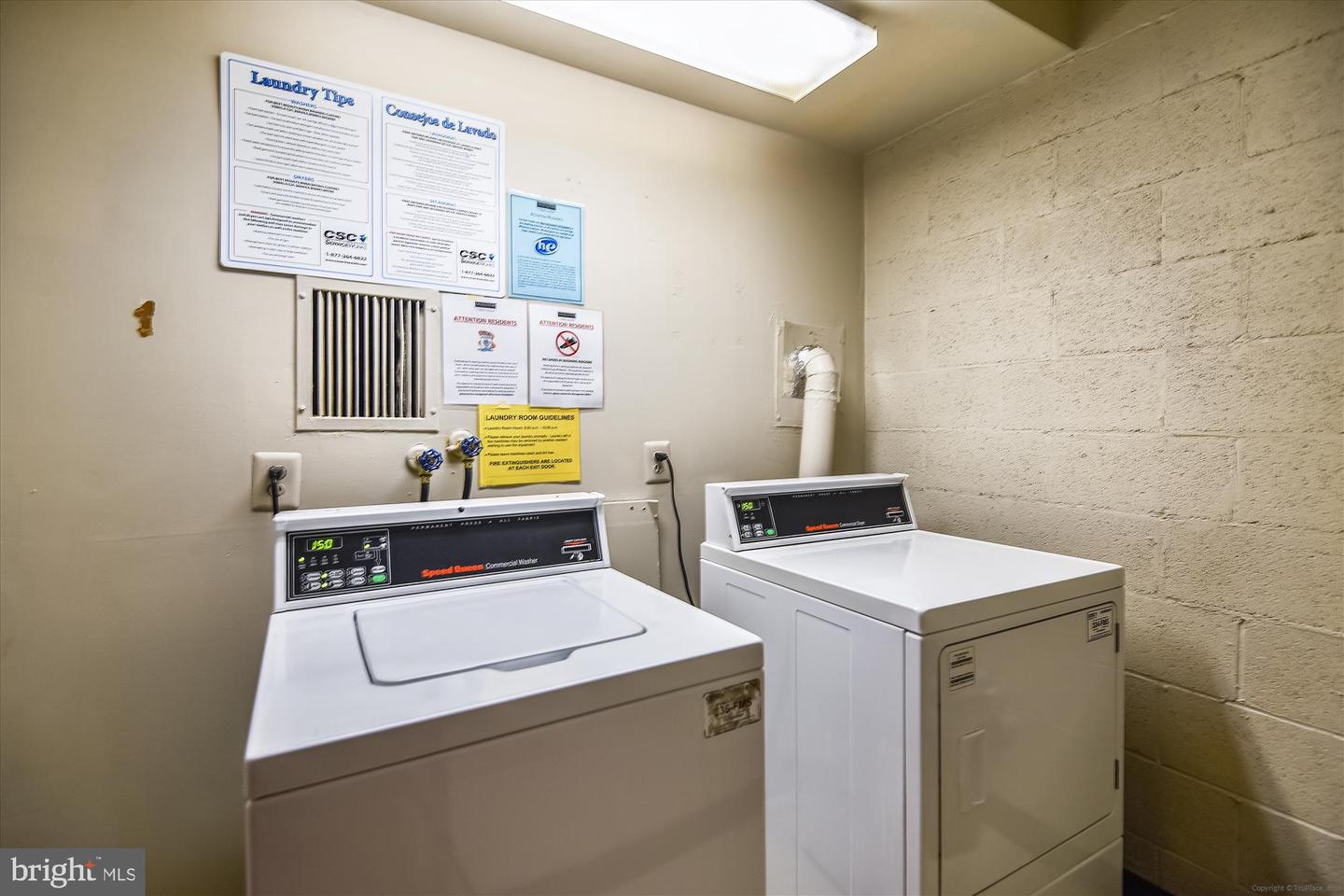 6147 LEESBURG PIKE #107, FALLS CHURCH, Virginia 22041, 2 Bedrooms Bedrooms, ,1 BathroomBathrooms,Residential,For sale,6147 LEESBURG PIKE #107,VAFX2287366 MLS # VAFX2287366