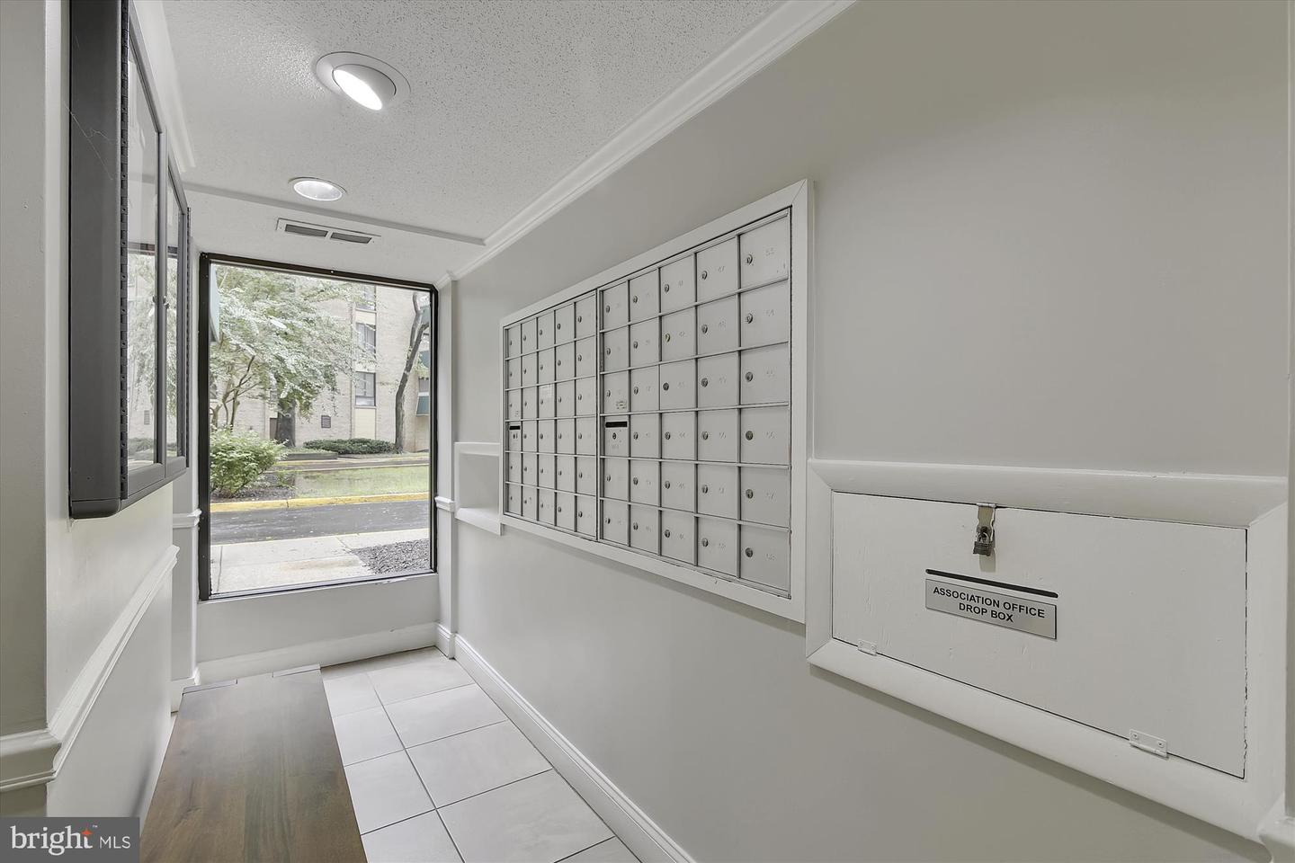 6147 LEESBURG PIKE #107, FALLS CHURCH, Virginia 22041, 2 Bedrooms Bedrooms, ,1 BathroomBathrooms,Residential,For sale,6147 LEESBURG PIKE #107,VAFX2287366 MLS # VAFX2287366