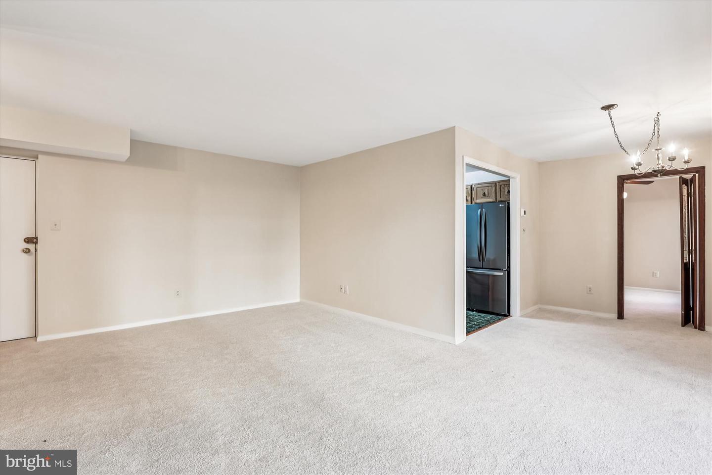 6147 LEESBURG PIKE #107, FALLS CHURCH, Virginia 22041, 2 Bedrooms Bedrooms, ,1 BathroomBathrooms,Residential,For sale,6147 LEESBURG PIKE #107,VAFX2287366 MLS # VAFX2287366