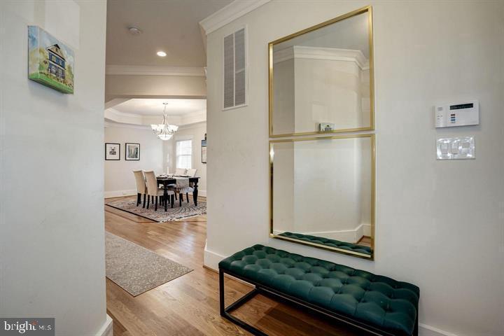 1919 N GEORGE MASON DR N, ARLINGTON, Virginia 22207, 4 Bedrooms Bedrooms, ,4 BathroomsBathrooms,Residential,For sale,1919 N GEORGE MASON DR N,VAAR2068100 MLS # VAAR2068100