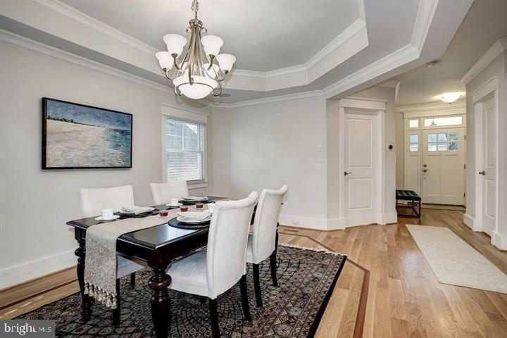 1919 N GEORGE MASON DR N, ARLINGTON, Virginia 22207, 4 Bedrooms Bedrooms, ,4 BathroomsBathrooms,Residential,For sale,1919 N GEORGE MASON DR N,VAAR2068100 MLS # VAAR2068100