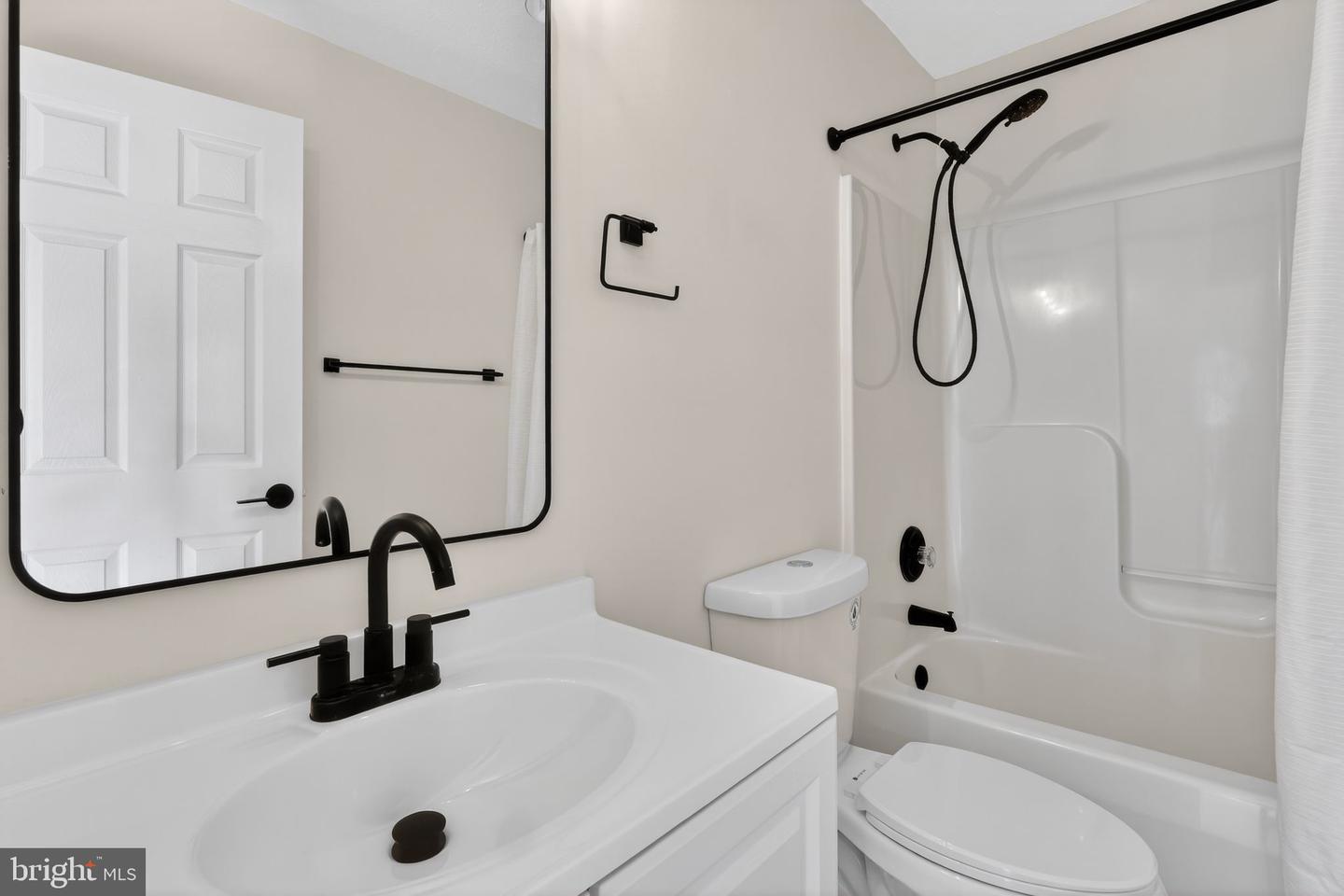 4540 LEIGHANN LN, FREDERICKSBURG, Virginia 22408, 2 Bedrooms Bedrooms, ,2 BathroomsBathrooms,Residential,For sale,4540 LEIGHANN LN,VASP2038860 MLS # VASP2038860 4540 LEIGHANN LN, FREDERICKSBURG, Virginia 22408, 2 Bedrooms Bedrooms, ,2 BathroomsBathrooms,Residential,For sale,4540 LEIGHANN LN,VASP2038860 MLS # VASP2038860