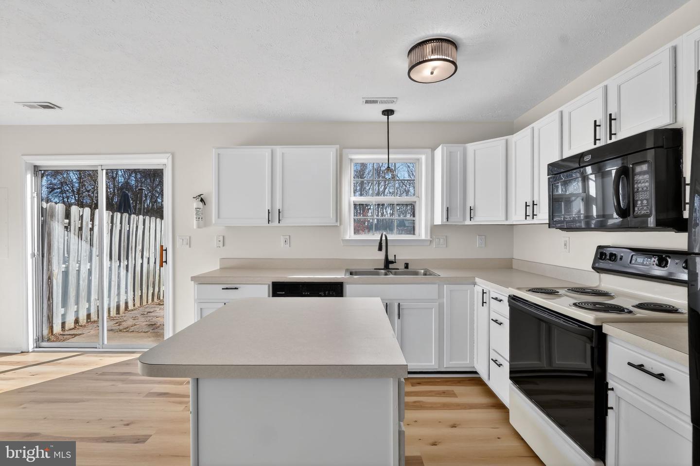 4540 LEIGHANN LN, FREDERICKSBURG, Virginia 22408, 2 Bedrooms Bedrooms, ,2 BathroomsBathrooms,Residential,For sale,4540 LEIGHANN LN,VASP2038860 MLS # VASP2038860 4540 LEIGHANN LN, FREDERICKSBURG, Virginia 22408, 2 Bedrooms Bedrooms, ,2 BathroomsBathrooms,Residential,For sale,4540 LEIGHANN LN,VASP2038860 MLS # VASP2038860