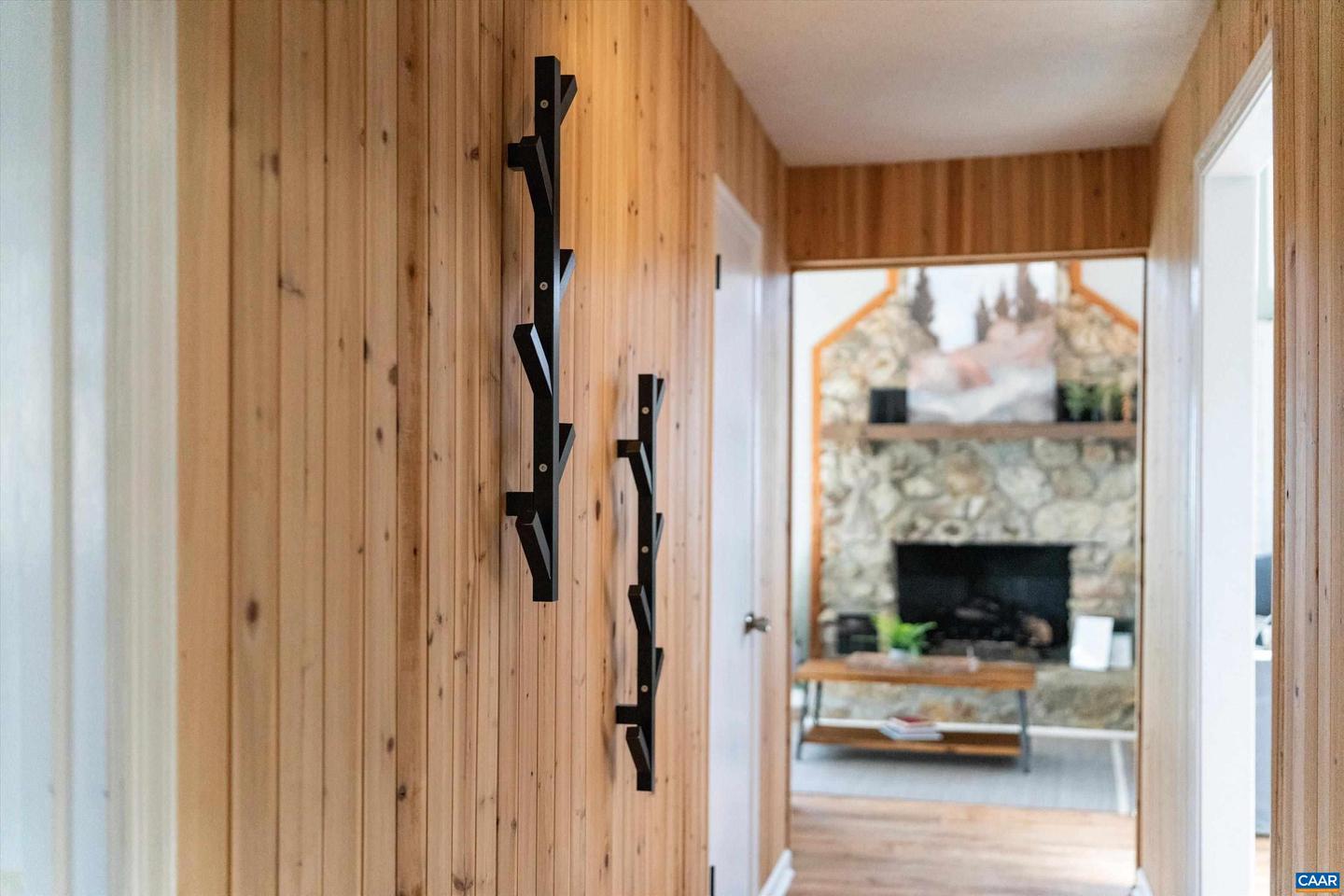 138 OAK LN, WINTERGREEN RESORT, Virginia 22967, 3 Bedrooms Bedrooms, ,2 BathroomsBathrooms,Residential,For sale,138 OAK LN,672800 MLS # 672800