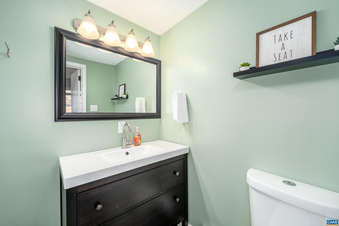 138 OAK LN, WINTERGREEN RESORT, Virginia 22967, 3 Bedrooms Bedrooms, ,2 BathroomsBathrooms,Residential,For sale,138 OAK LN,672800 MLS # 672800