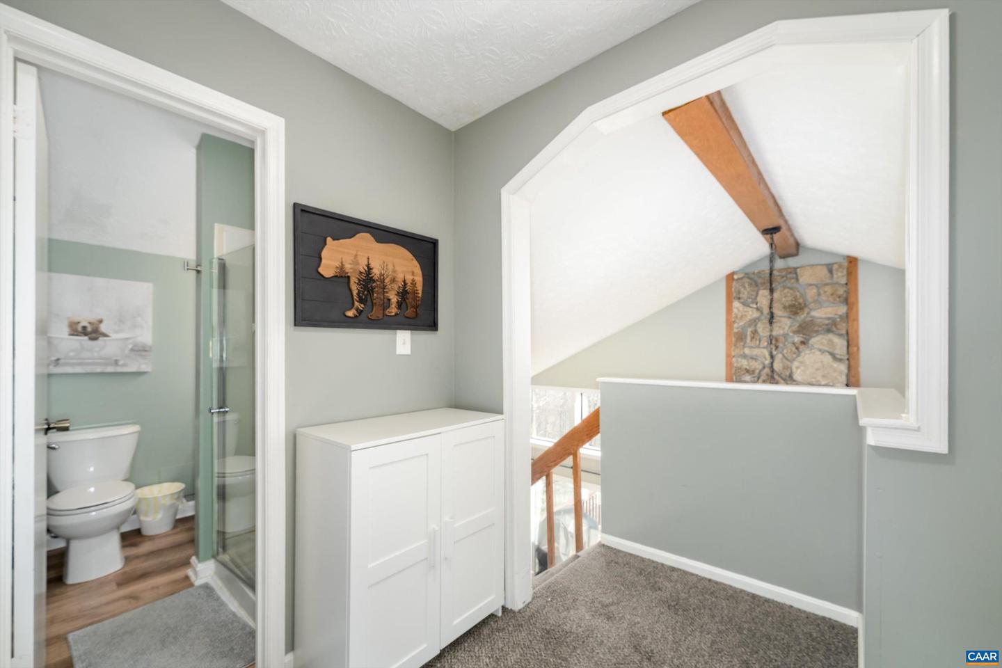 138 OAK LN, WINTERGREEN RESORT, Virginia 22967, 3 Bedrooms Bedrooms, ,2 BathroomsBathrooms,Residential,For sale,138 OAK LN,672800 MLS # 672800