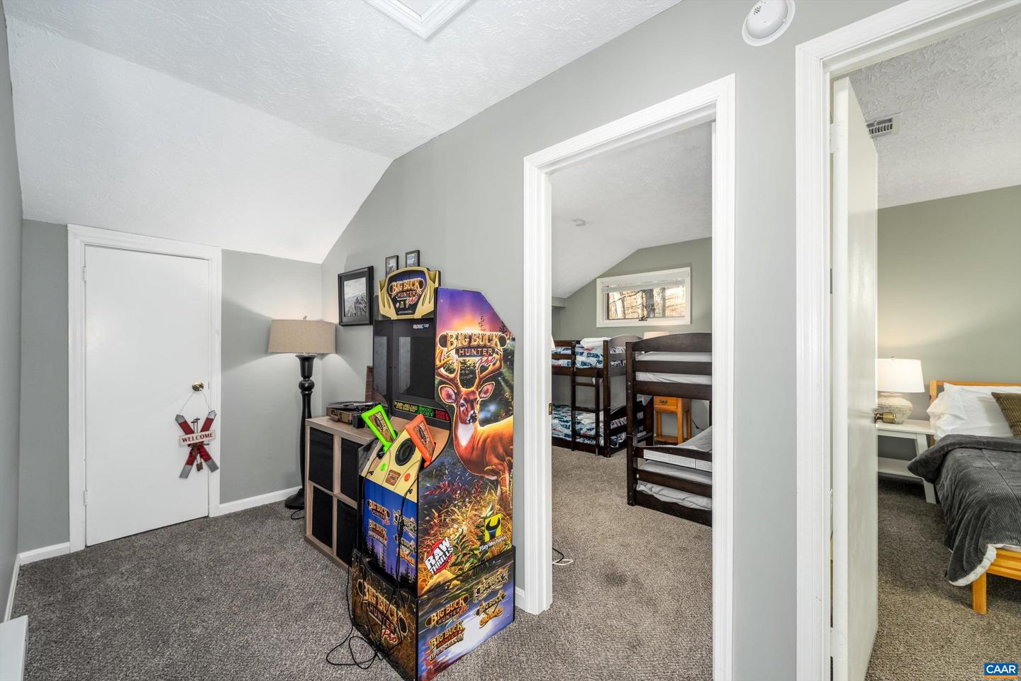 138 OAK LN, WINTERGREEN RESORT, Virginia 22967, 3 Bedrooms Bedrooms, ,2 BathroomsBathrooms,Residential,For sale,138 OAK LN,672800 MLS # 672800