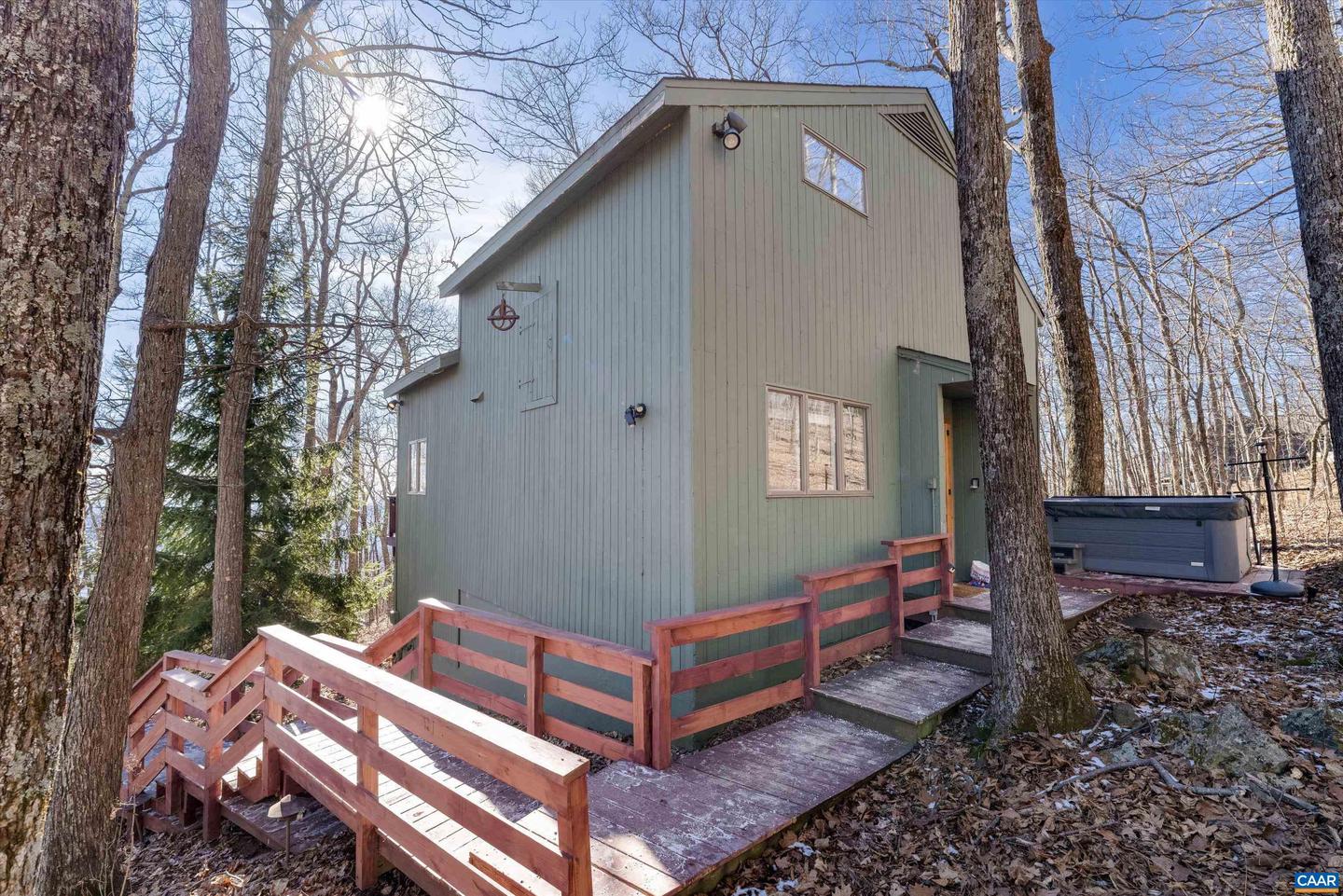 138 OAK LN, WINTERGREEN RESORT, Virginia 22967, 3 Bedrooms Bedrooms, ,2 BathroomsBathrooms,Residential,For sale,138 OAK LN,672800 MLS # 672800
