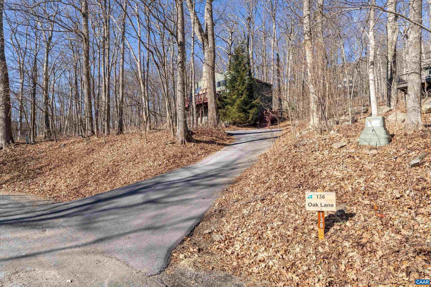 138 OAK LN, WINTERGREEN RESORT, Virginia 22967, 3 Bedrooms Bedrooms, ,2 BathroomsBathrooms,Residential,For sale,138 OAK LN,672800 MLS # 672800