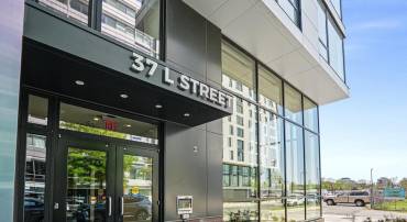 37 L ST SE #101, WASHINGTON, District Of Columbia 20003, 2 Bedrooms Bedrooms, ,1 BathroomBathrooms,Residential,For sale,37 L ST SE #101,DCDC2243100 MLS # DCDC2243100