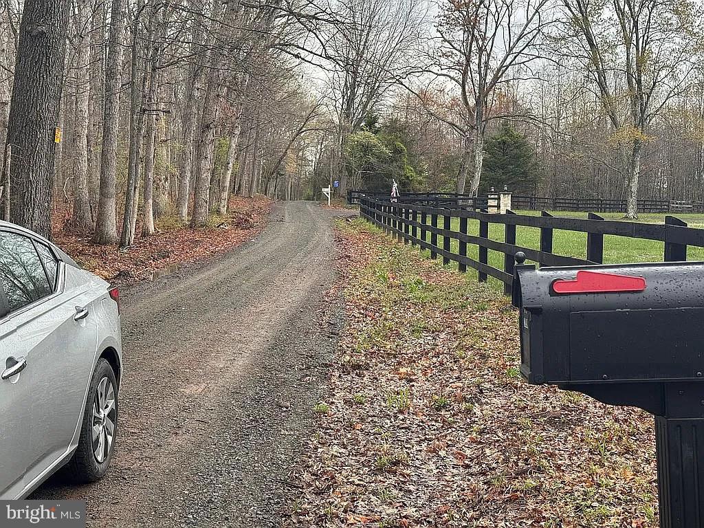 6735 BEVERLY RD, BROAD RUN, Virginia 20137, 3 Bedrooms Bedrooms, ,2 BathroomsBathrooms,Residential,For sale,6735 BEVERLY RD,VAPW2091792 MLS # VAPW2091792