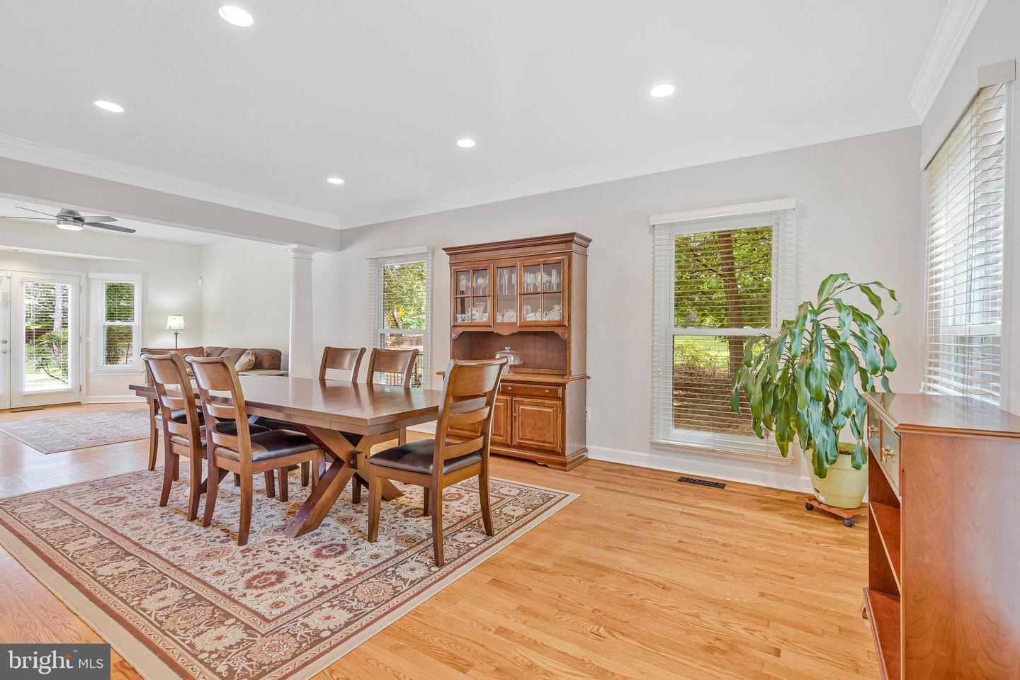 116 LAKE DR, STERLING, Virginia 20164, 4 Bedrooms Bedrooms, ,4 BathroomsBathrooms,Residential,For sale,116 LAKE DR,VALO2105430 MLS # VALO2105430