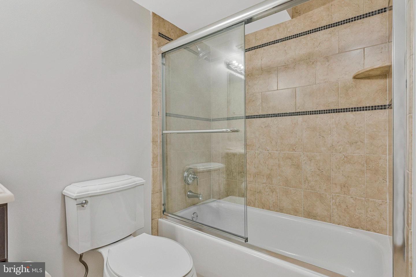 116 LAKE DR, STERLING, Virginia 20164, 4 Bedrooms Bedrooms, ,4 BathroomsBathrooms,Residential,For sale,116 LAKE DR,VALO2105430 MLS # VALO2105430