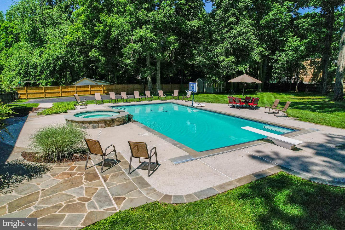 116 LAKE DR, STERLING, Virginia 20164, 4 Bedrooms Bedrooms, ,4 BathroomsBathrooms,Residential,For sale,116 LAKE DR,VALO2105430 MLS # VALO2105430