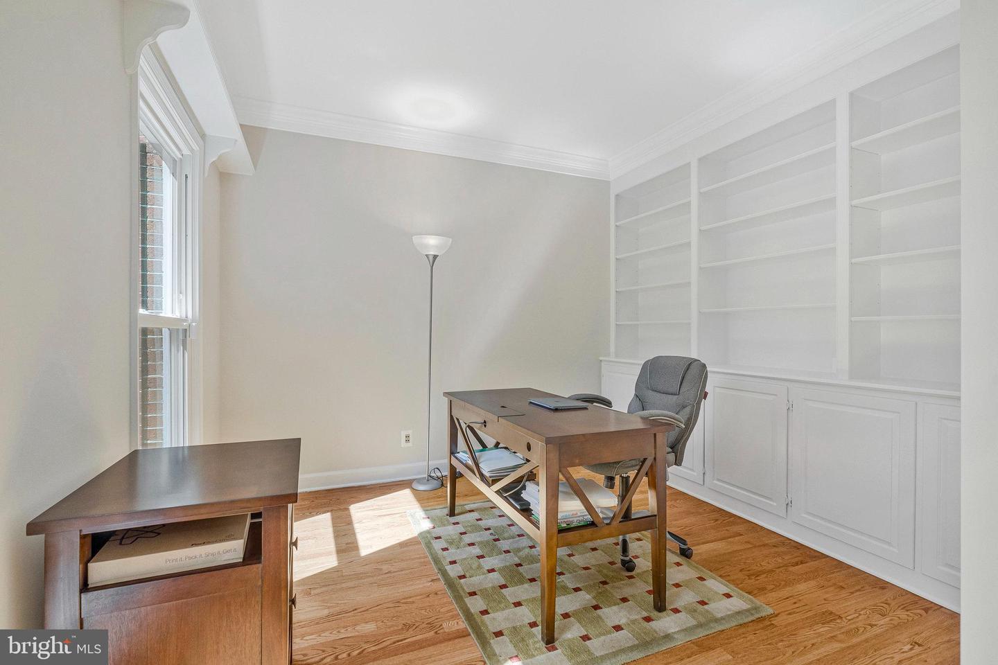 116 LAKE DR, STERLING, Virginia 20164, 4 Bedrooms Bedrooms, ,4 BathroomsBathrooms,Residential,For sale,116 LAKE DR,VALO2105430 MLS # VALO2105430