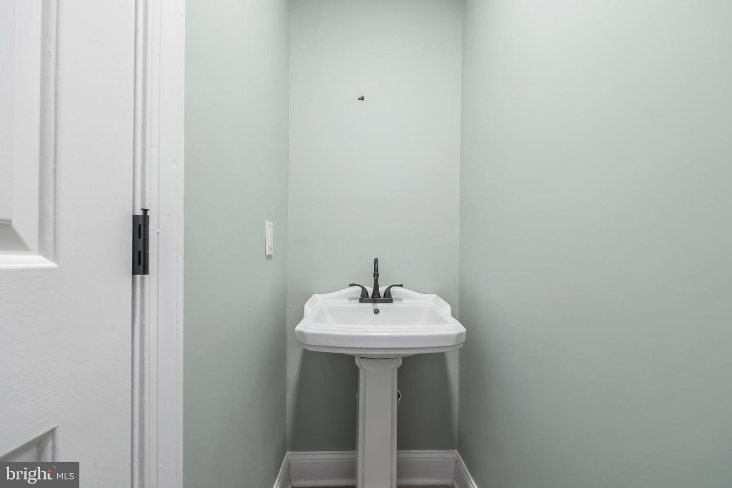 2755 SUNNYBANK RD, REEDVILLE, Virginia 22539, 4 Bedrooms Bedrooms, 13 Rooms Rooms,4 BathroomsBathrooms,Residential,For sale,2755 SUNNYBANK RD,VANV2001760 MLS # VANV2001760