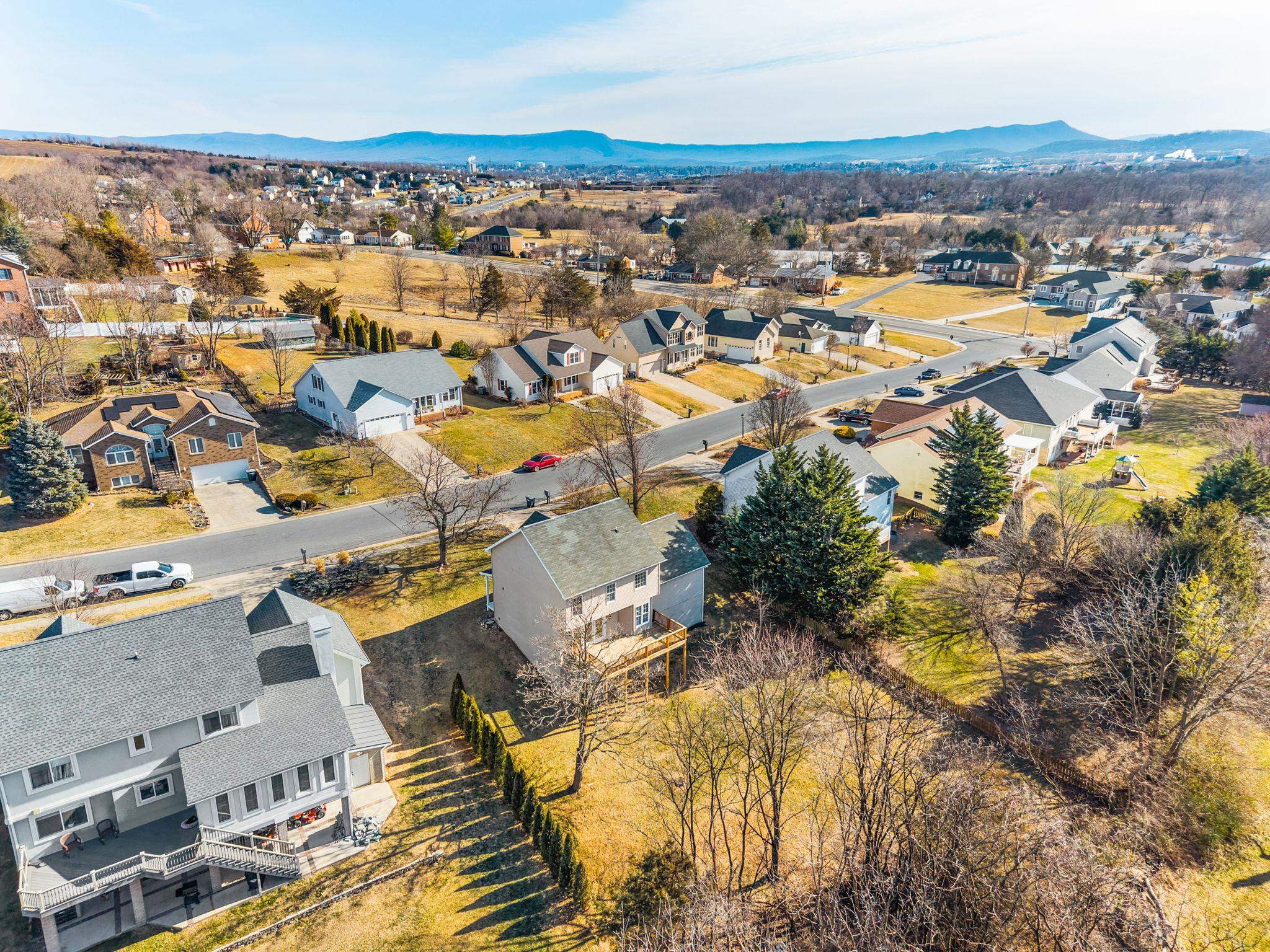 1851 RHIANON LN, HARRISONBURG, Virginia 22801, 5 Bedrooms Bedrooms, ,3 BathroomsBathrooms,Residential,1851 RHIANON LN,672805 MLS # 672805