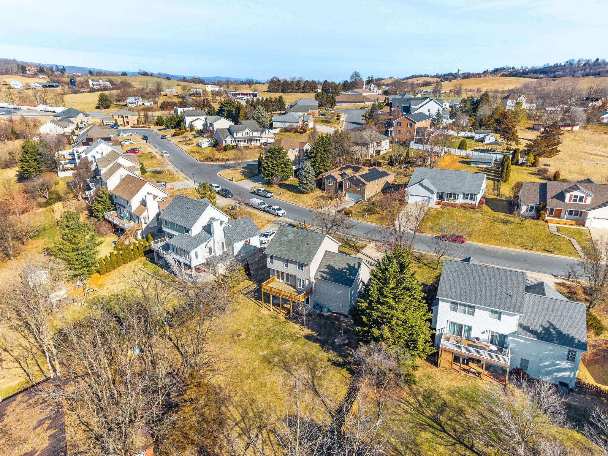 1851 RHIANON LN, HARRISONBURG, Virginia 22801, 5 Bedrooms Bedrooms, ,3 BathroomsBathrooms,Residential,1851 RHIANON LN,672805 MLS # 672805