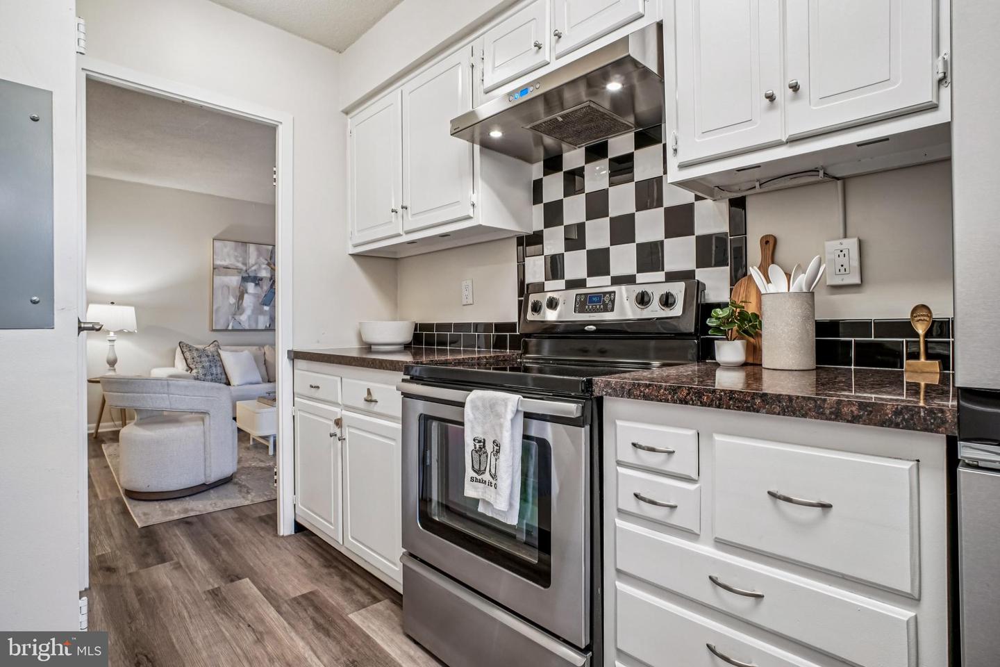 400 MADISON ST #304, ALEXANDRIA, Virginia 22314, 2 Bedrooms Bedrooms, ,2 BathroomsBathrooms,Residential,For sale,400 MADISON ST #304,VAAX2051640 MLS # VAAX2051640 400 MADISON ST #304, ALEXANDRIA, Virginia 22314, 2 Bedrooms Bedrooms, ,2 BathroomsBathrooms,Residential,For sale,400 MADISON ST #304,VAAX2051640 MLS # VAAX2051640