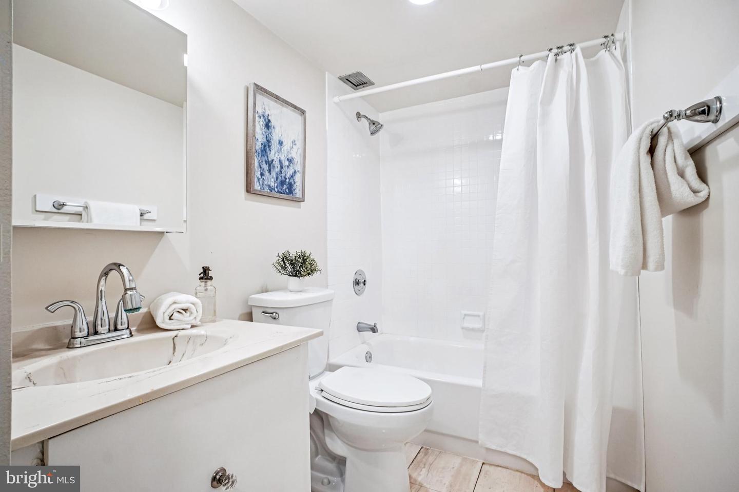 400 MADISON ST #304, ALEXANDRIA, Virginia 22314, 2 Bedrooms Bedrooms, ,2 BathroomsBathrooms,Residential,For sale,400 MADISON ST #304,VAAX2051640 MLS # VAAX2051640 400 MADISON ST #304, ALEXANDRIA, Virginia 22314, 2 Bedrooms Bedrooms, ,2 BathroomsBathrooms,Residential,For sale,400 MADISON ST #304,VAAX2051640 MLS # VAAX2051640