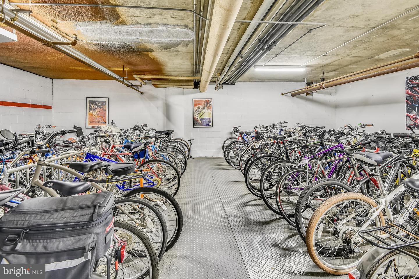 400 MADISON ST #304, ALEXANDRIA, Virginia 22314, 2 Bedrooms Bedrooms, ,2 BathroomsBathrooms,Residential,For sale,400 MADISON ST #304,VAAX2051640 MLS # VAAX2051640 400 MADISON ST #304, ALEXANDRIA, Virginia 22314, 2 Bedrooms Bedrooms, ,2 BathroomsBathrooms,Residential,For sale,400 MADISON ST #304,VAAX2051640 MLS # VAAX2051640